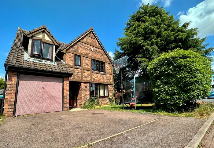 4 Bedroom Detached House To Rent In Faulkner Close, Milton, CB24