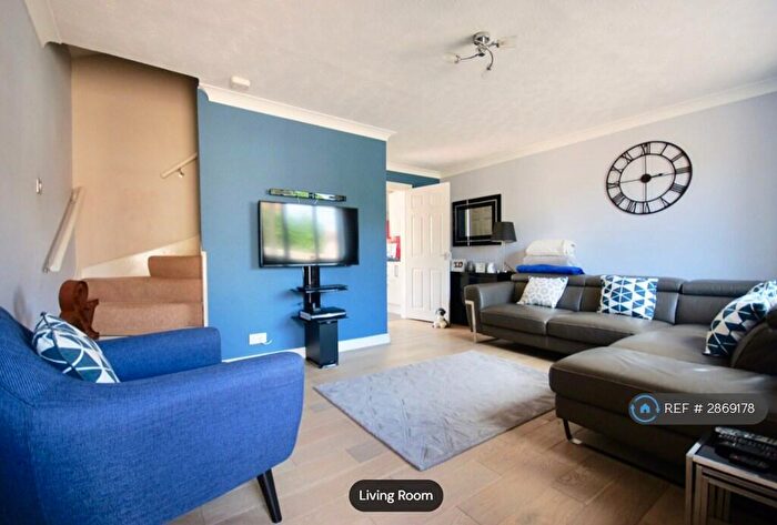 3 Bedroom Semi-Detached House To Rent In Nebular Court, Leighton Buzzard, LU7