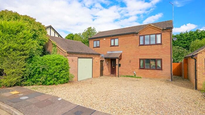 4 Bedroom Detached House For Sale In Sutton Meadows, Leverington, Wisbech, PE13