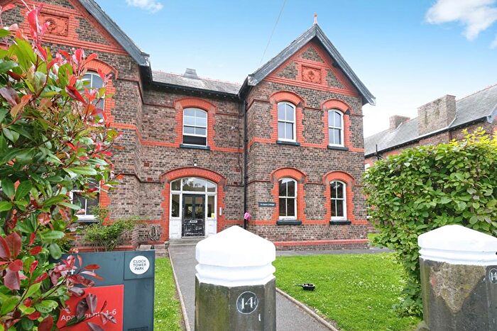 3 Bedroom Flat For Sale In New Hall, Liverpool, Merseyside, L10