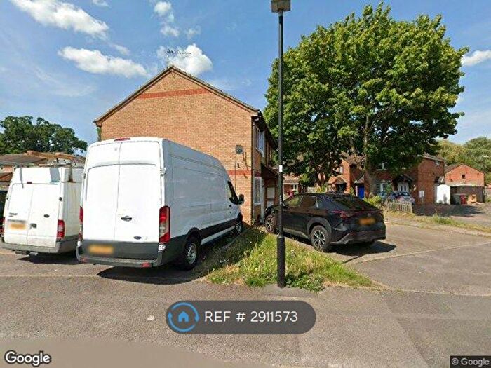 2 Bedroom End Terrace House To Rent In Bader Gardens, Slough, SL1