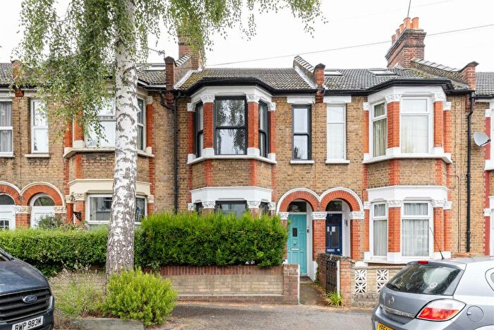 3 Bedroom House To Rent In Brookfield Avenue, London, E17