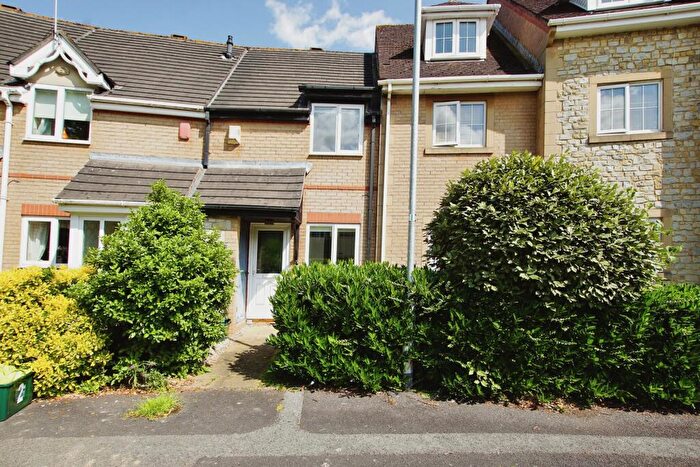 2 Bedroom House To Rent In Hay Leaze, Yate, Bristol, BS37