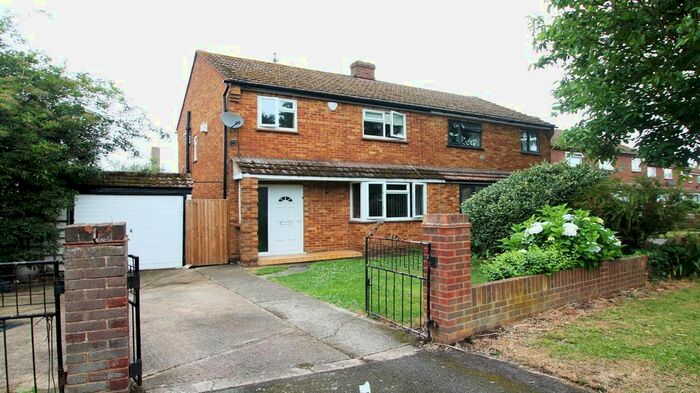 3 Bedroom Semi-Detached House To Rent In Harmondsworth Lane, Sipson, West Drayton, UB7