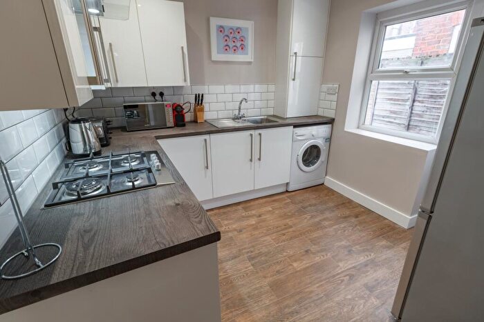 4 Bedroom House To Rent In Molyneux Road, L6
