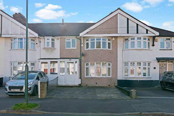 3 Bedroom Terraced House For Sale In Marlow Drive, Sutton, SM3
