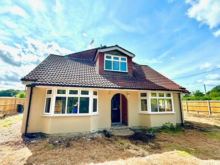 7 Bedroom House To Rent In Castle Lane, North Baddesley, SO52