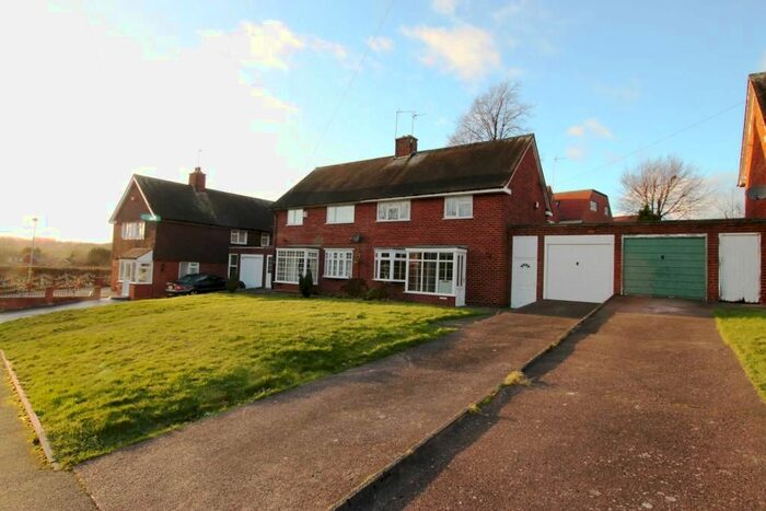 3 Bedroom Semi-Detached House To Rent In Weeford Drive, Birmingham, B20