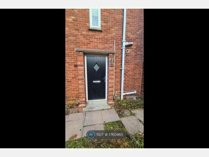 1 Bedroom Flat To Rent In Ireton Road, Wolverhampton, WV10