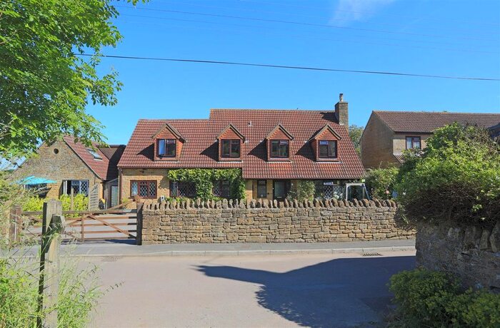 5 Bedroom Detached House For Sale In Castle Street, Stoke-Sub-Hamdon, TA14