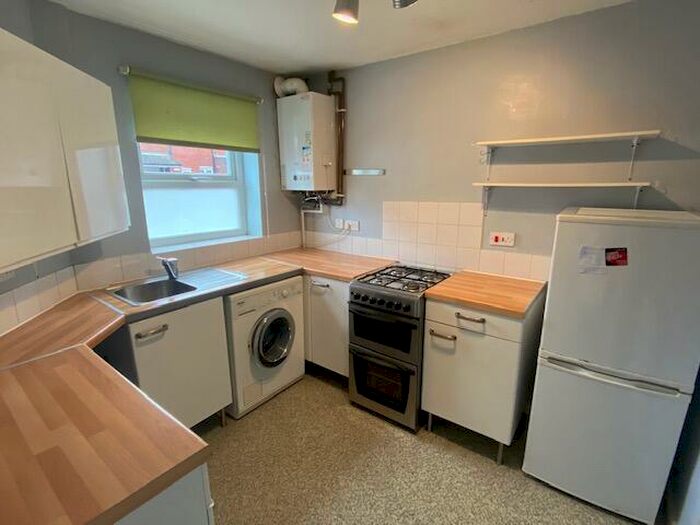 2 Bedroom House To Rent In Ashbourne Court, Derby, DE1