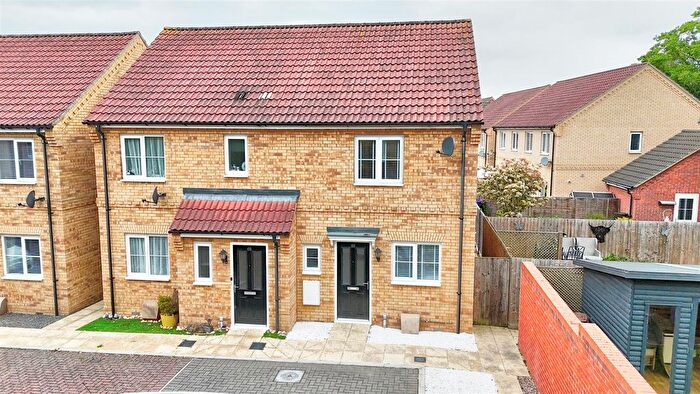 2 Bedroom Semi Detached House For Sale In Malkin Close, Ipswich, IP1