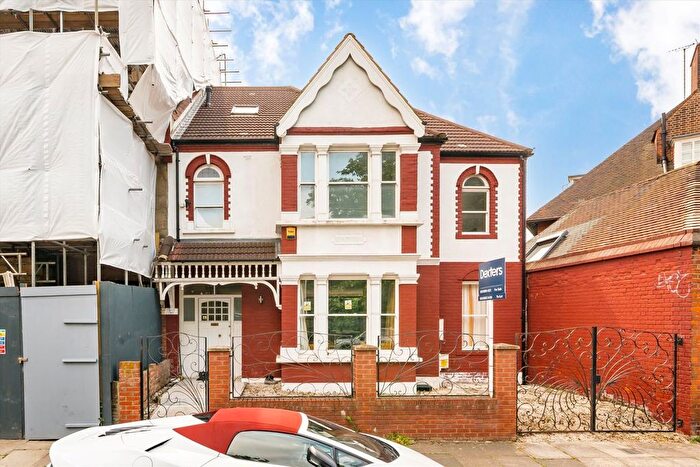 4 Bedroom Property To Rent In Sutton Lane South, Chiswick, W4