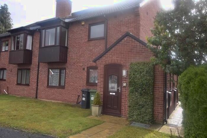 2 Bedroom Flat To Rent In Hillary Drive, Hereford, HR4