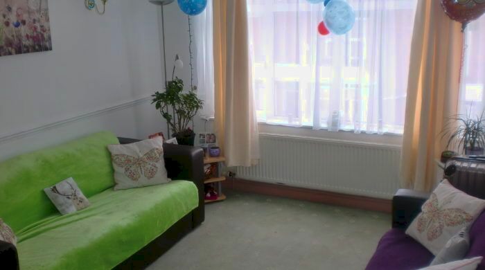 1 Bedroom Flat To Rent In The Village Street, Burley, Leeds, Burley, Burley, LS4