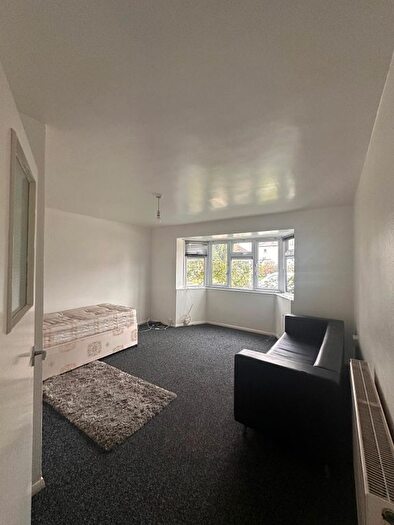 1 Bedroom Flat To Rent In Sultan Road, London, E11