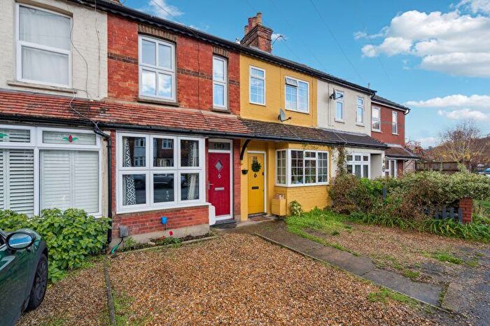 2 Bedroom Terraced House For Sale In Lane End Road, High Wycombe, HP12