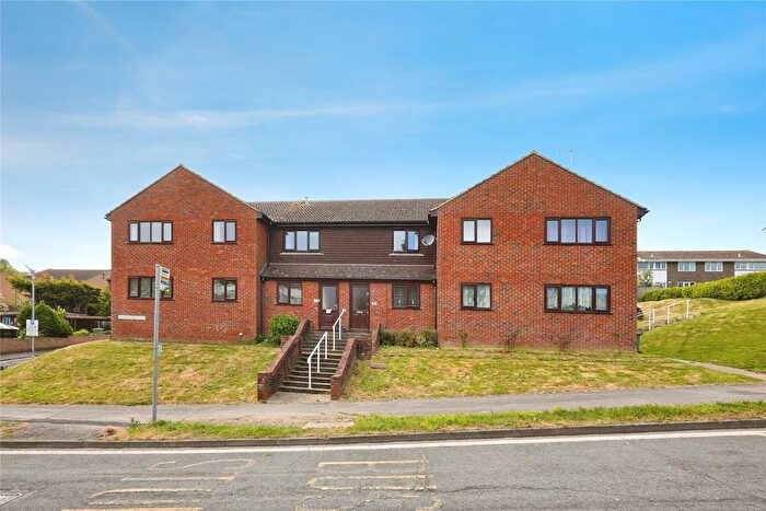 2 Bedroom Flat For Sale In Meadowbrook Court, Enbrook Road, Sandgate, Folkestone, CT20
