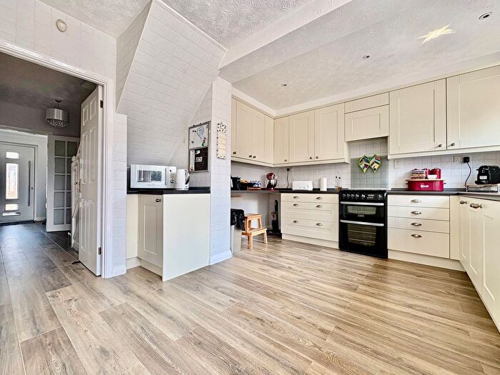 4 Bedroom Property To Rent In Parnel Road, Ware, SG12