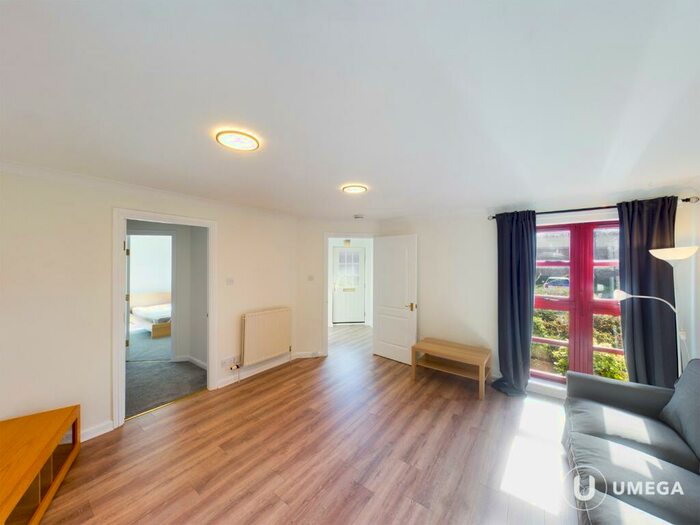 2 Bedroom Flat To Rent In East Werberside, Fettes, Edinburgh, EH4