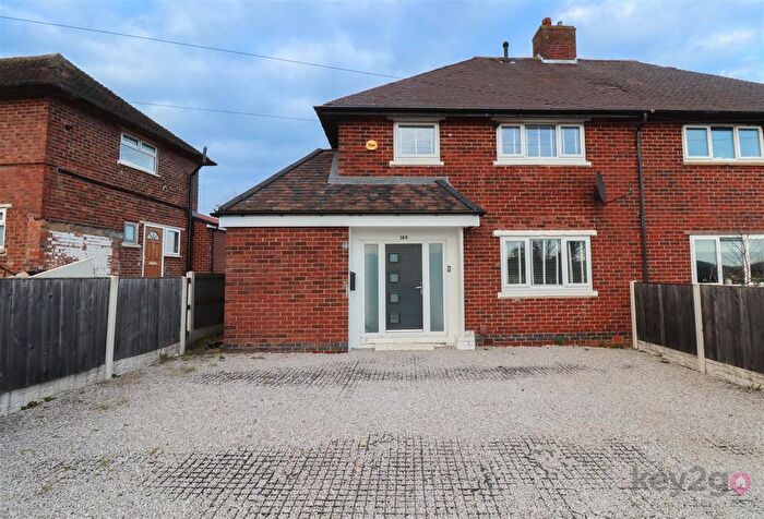 3 Bedroom Semi Detached House For Sale In Stradbroke Road, Sheffield, S13