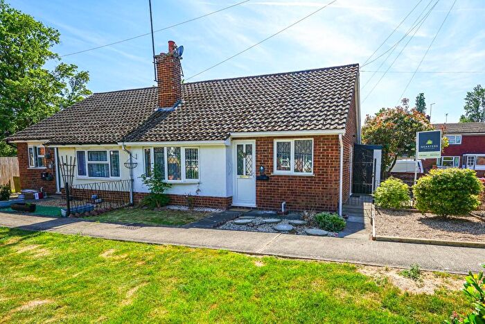 2 Bedroom Semi-Detached Bungalow For Sale In Olde Bell Close, Stoke Hammond, Milton Keynes, MK17