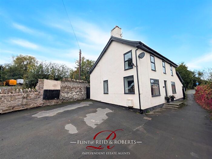 4 Bedroom Property For Sale In High Street, Bagillt, CH6