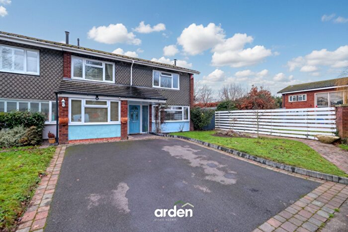 3 Bedroom End Of Terrace House For Sale In Sugarbrook Lane, Stoke Pound, B60