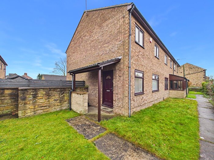 3 Bedroom Terraced House For Sale In Oakwood Close, Springwell, NE9