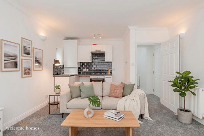 2 Bedroom Flat For Sale In Gladstone Road West, Bournemouth, BH1