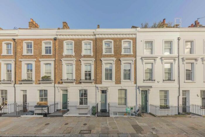 1 Bedroom Flat To Rent In Chalcot Road, Primrose Hill, NW1