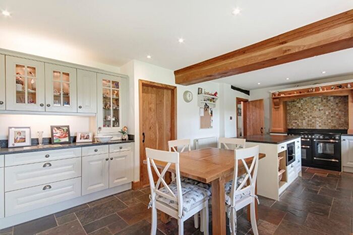 4 Bedroom Detached House For Sale In Shadoxhurst Road, Woodchurch, Kent, TN26