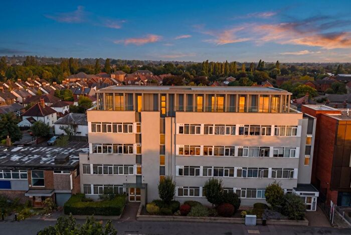 3 Bedroom Property For Sale In East Street, Epsom, KT17