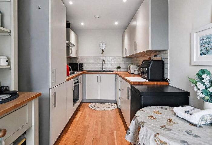 2 Bedroom Detached House For Sale In Cowling Court, Easingwold, York, YO61