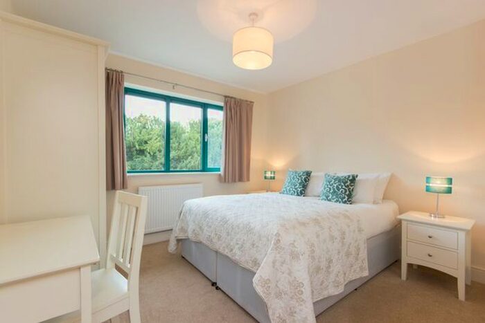 1 Bedroom Flat To Rent In Woodhead Drive, Cambridge, CB4