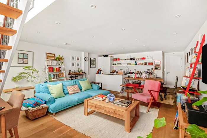 1 Bedroom Flat For Sale In Lisson Street, London, NW1