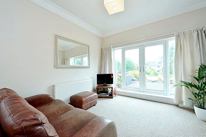 1 Bedroom Flat To Rent In Becmead Avenue, Streatham, Lambeth, London, SW16