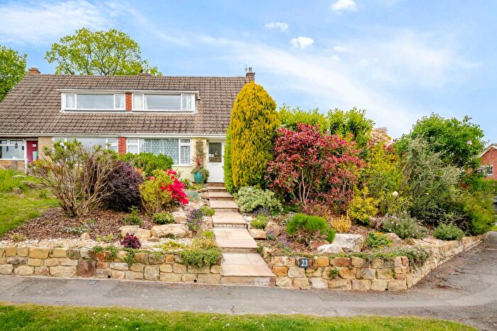 3 Bedroom Semi-Detached House For Sale In Herne Down, Crowborough, TN6