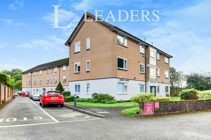 2 Bedroom Flat To Rent In Abbots Court, Sale, M33