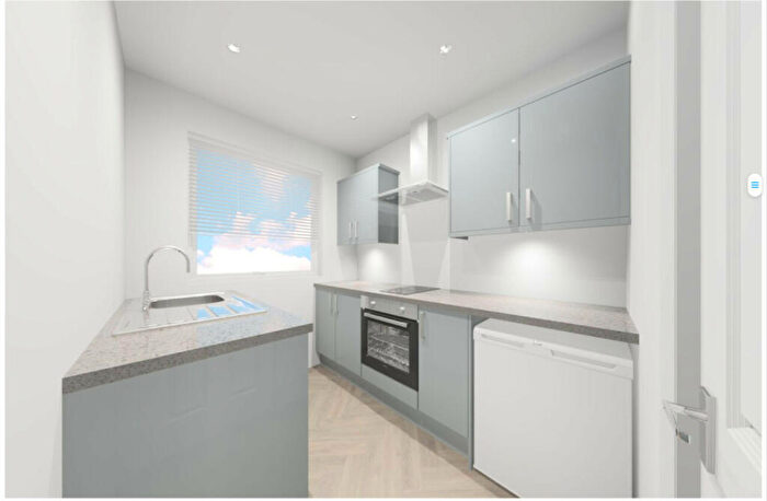 5 Bedroom Terraced House To Rent In Melton Gardens, Romford, Essex, RM1