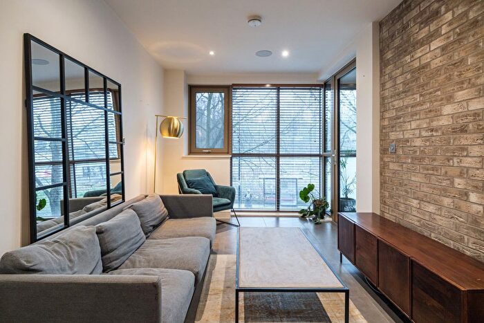 1 Bedroom Flat To Rent In White Post Lane, London, E9