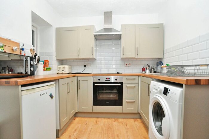 1 Bedroom Flat For Sale In Rosemont Close, Letchworth Garden City, SG6
