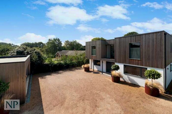 6 Bedroom Detached House For Sale In Crown Lane, Tendring, CO16