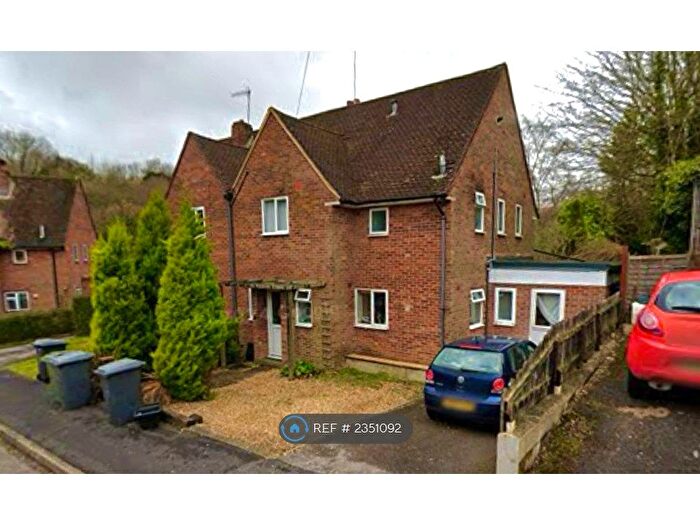 6 Bedroom Semi-Detached House To Rent In Somers Close, Winchester, SO22