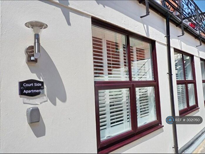 2 Bedroom Flat To Rent In Castle Road, Southsea, PO5