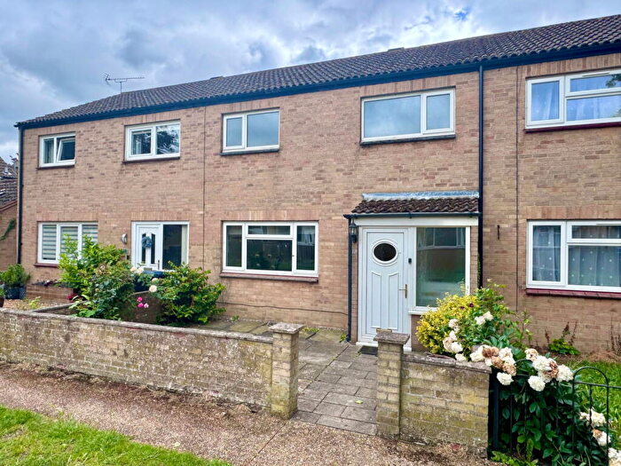 3 Bedroom Semi Detached House For Sale In West Drive Gardens, Soham, CB7