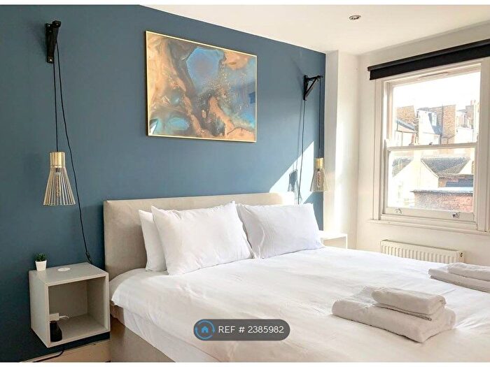 2 Bedroom Flat To Rent In Battersea Rise, London, SW11