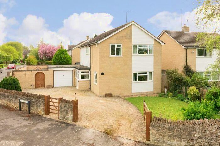 4 Bedroom Detached House For Sale In Orchard Close, Charney Bassett, OX12