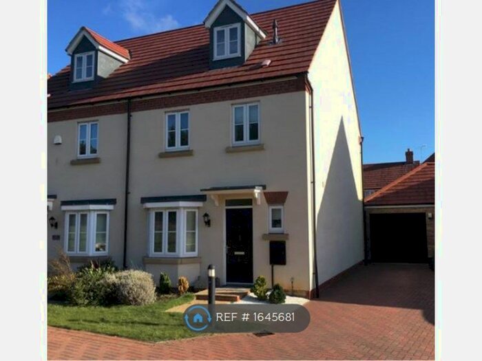 4 Bedroom Semi-Detached House To Rent In Heston Walk, Milton Keynes, MK4