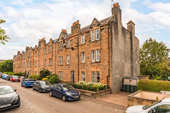 2 Bedroom Flat For Sale In Featherhall Road, Edinburgh, EH12